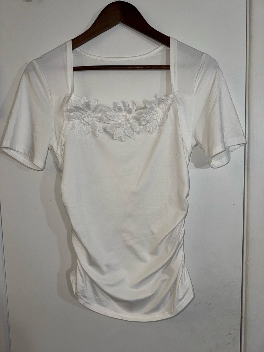 SHEIN White Floral Lace-Trim Short Sleeve Top